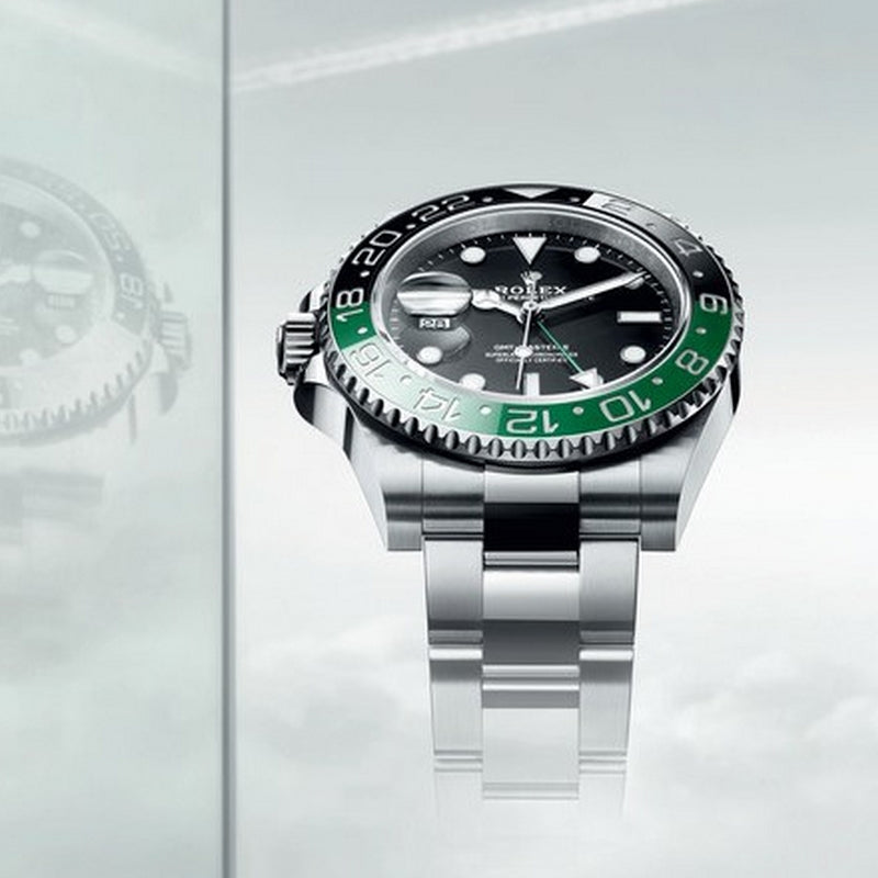 GМТ-Маѕter ІІ 126720VTNR Watch 40mm Oystersteel - Black and Green Cеrасhrоm Bezel